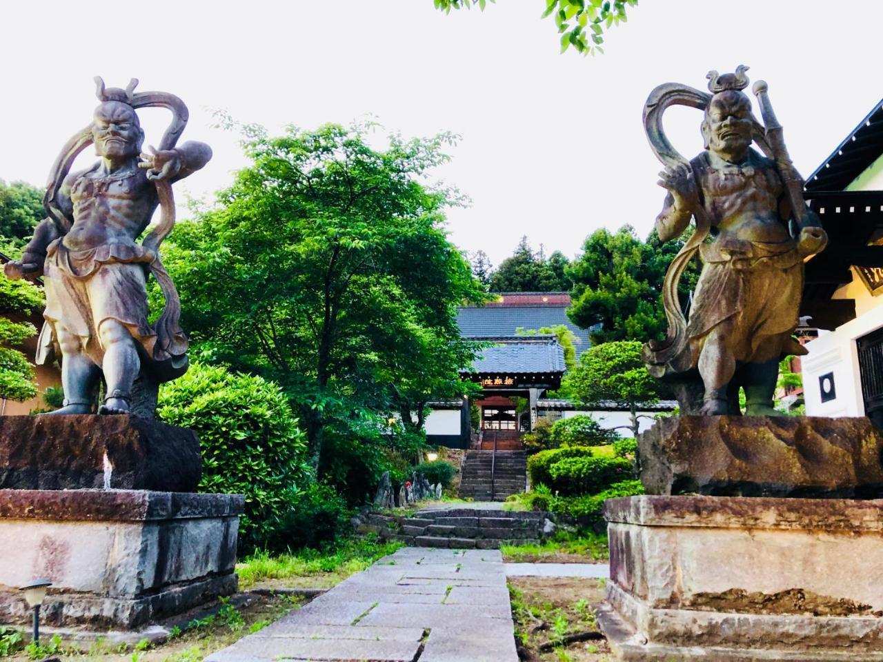 Ryutakuzenji 宿坊 Takasaki Exterior foto