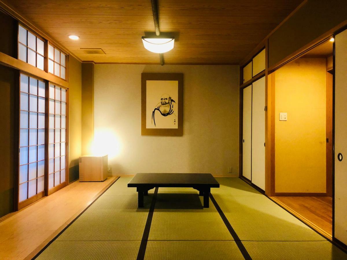Ryutakuzenji 宿坊 Takasaki Exterior foto